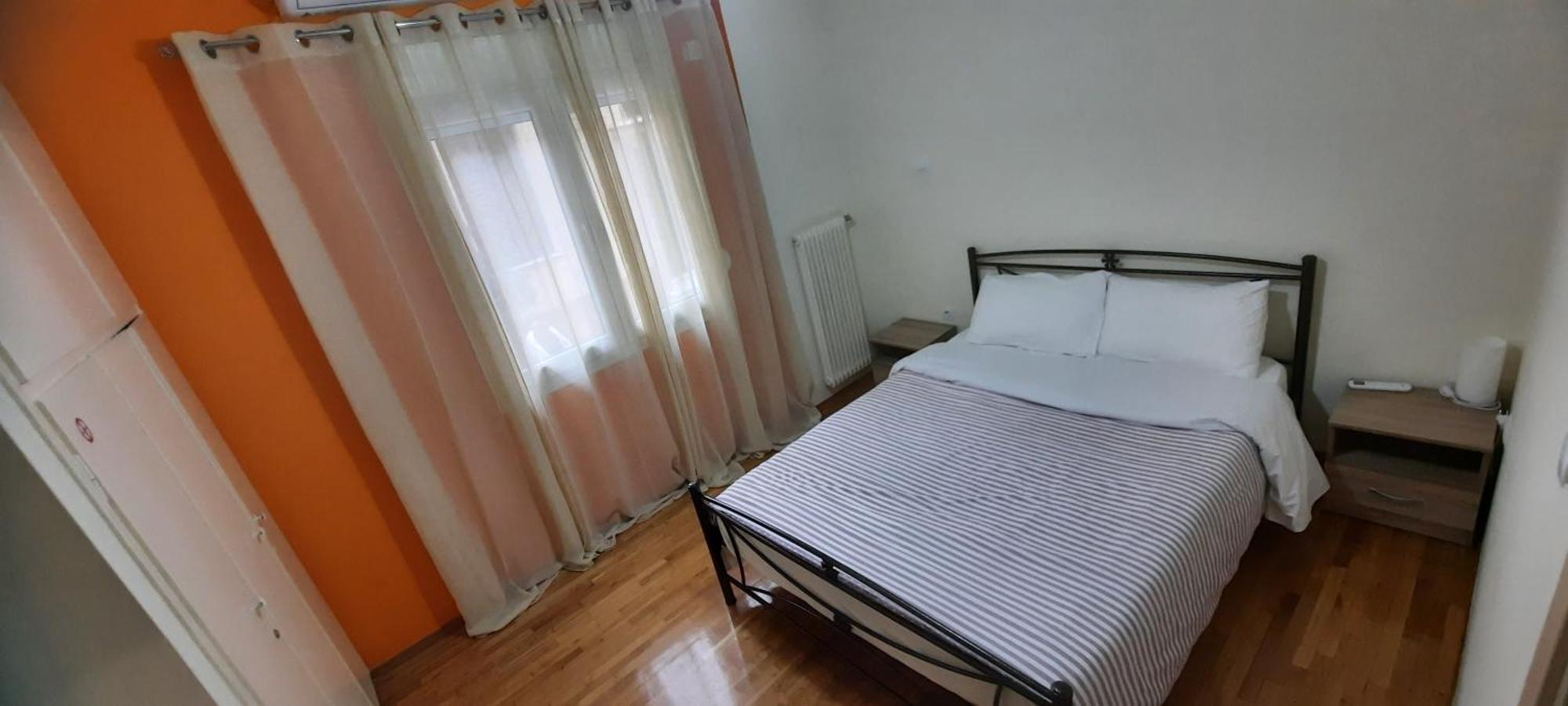 Livia'S Room To Ampelokipi Metro Airport Line アテネ エクステリア 写真