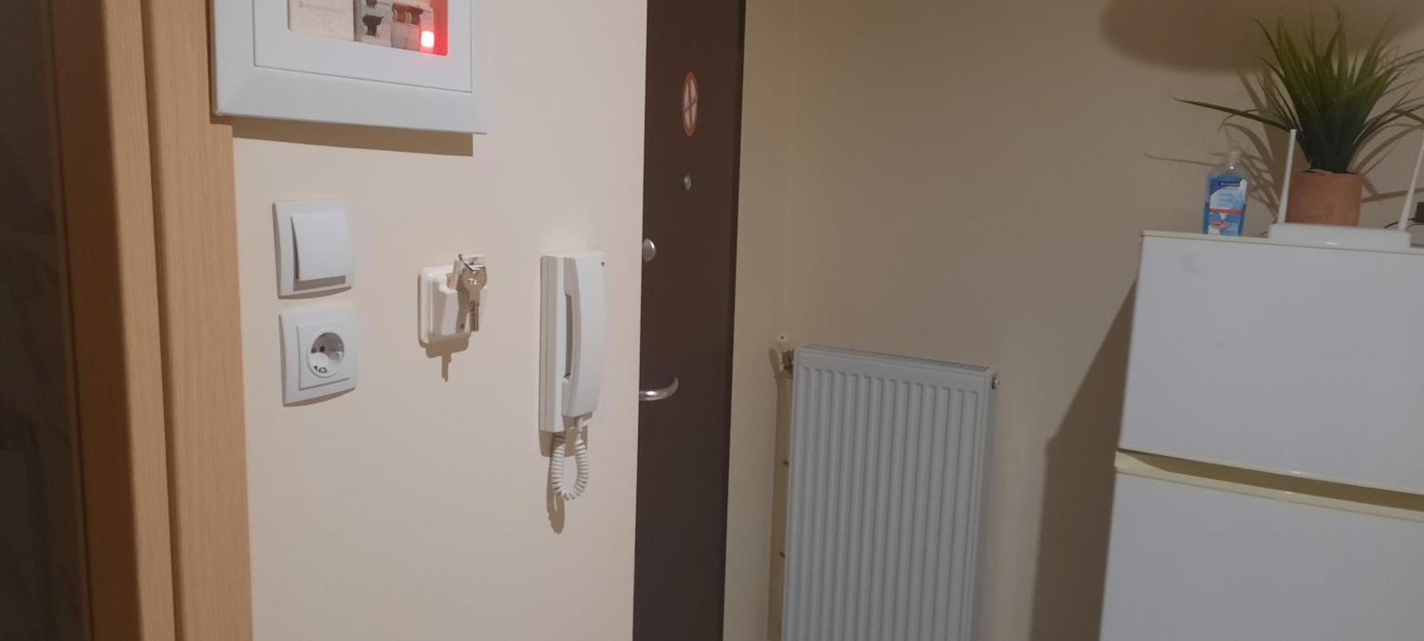 Livia'S Room To Ampelokipi Metro Airport Line アテネ エクステリア 写真
